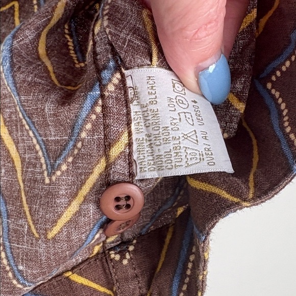 Liz Claiborne Bintage Brown Chevron Linen and cotton Button Down Shirt Size 10 - Picture 5 of 7